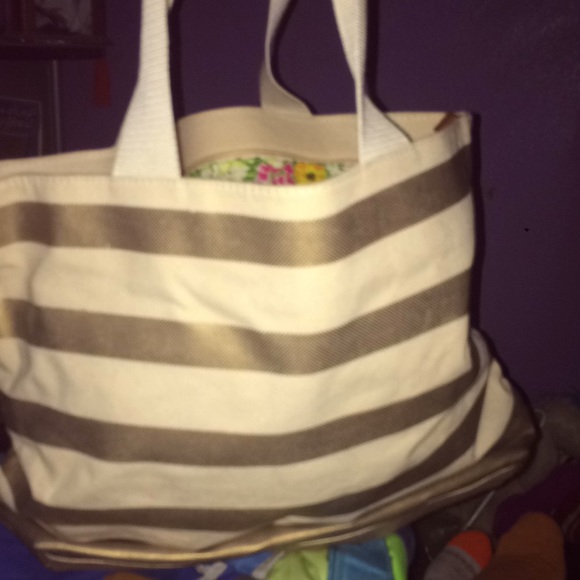 Bath & Body Works Handbags - 🆕Bath&Body Wrks bag